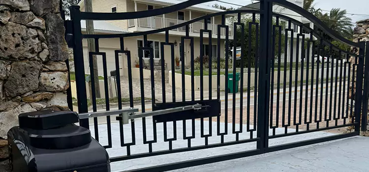 Swing Gate Opener with Keypad Pinecrest